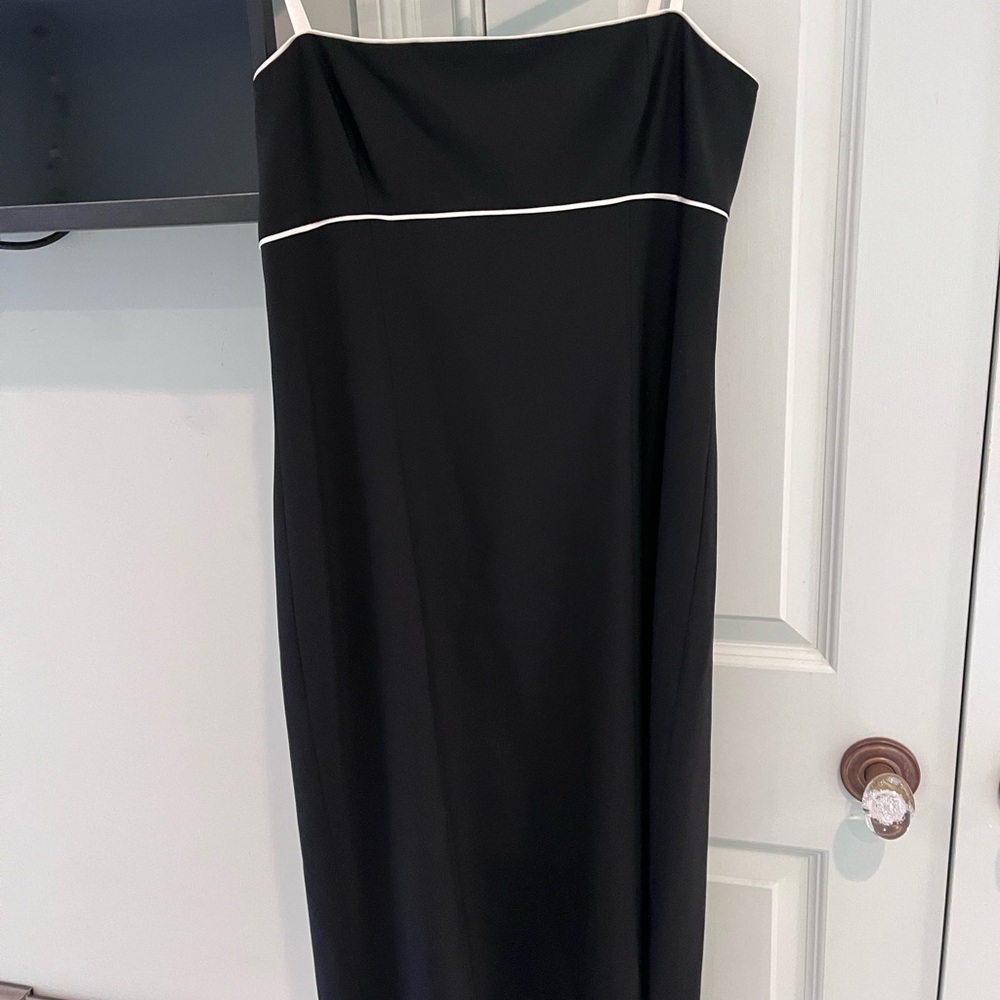 Theory crepe dress with satin border